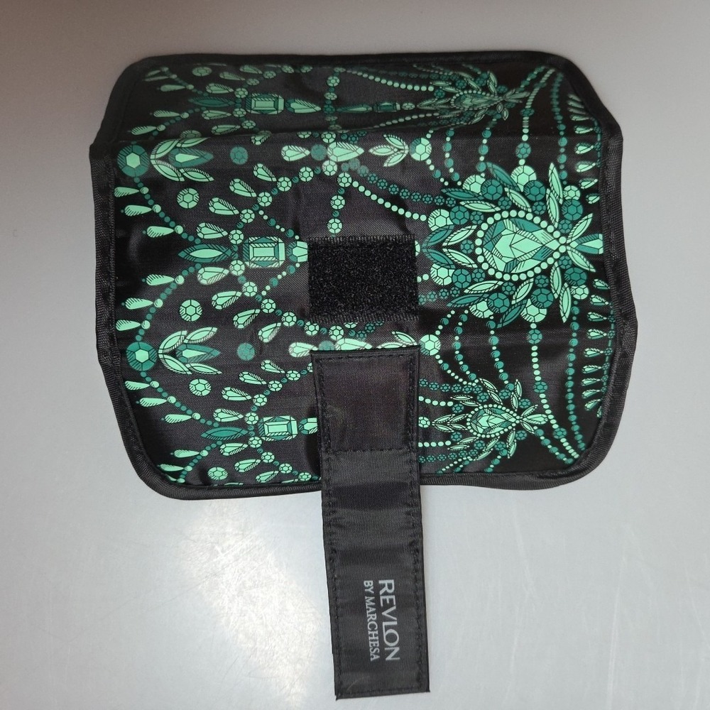 Revlon makeup brush travel case, empty, new - Picture 3 of 3